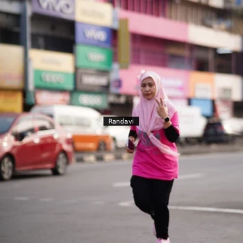 Runner Photo 8819659
