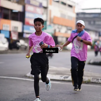Runner Photo 8819709