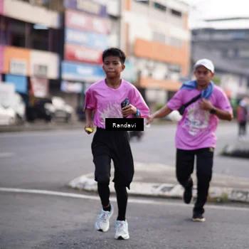 Runner Photo 8819720