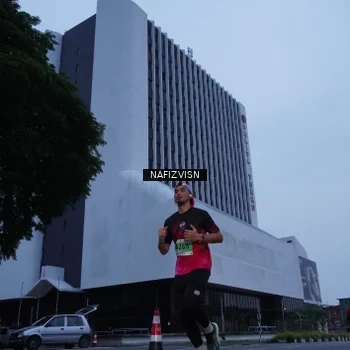 Runner Photo 8819743