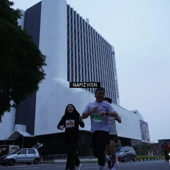 Runner Photo 8819747