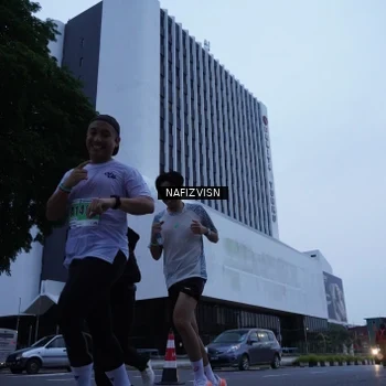 Runner Photo 8819759