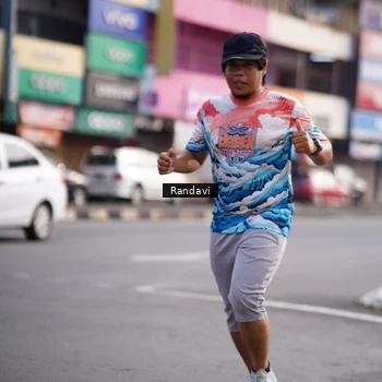 Runner Photo 8819778
