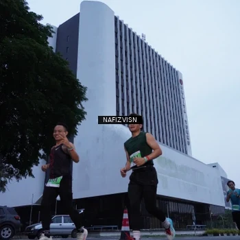 Runner Photo 8819811