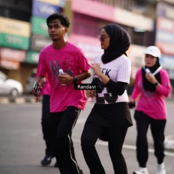 Runner Photo 8819816