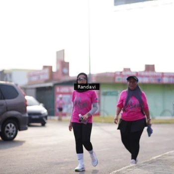 Runner Photo 8819862