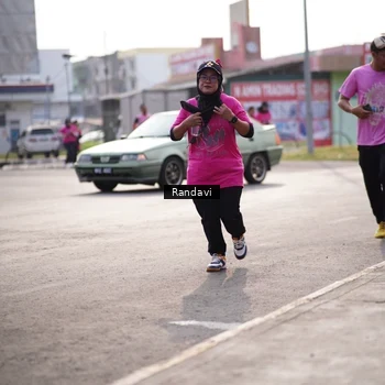 Runner Photo 8819891
