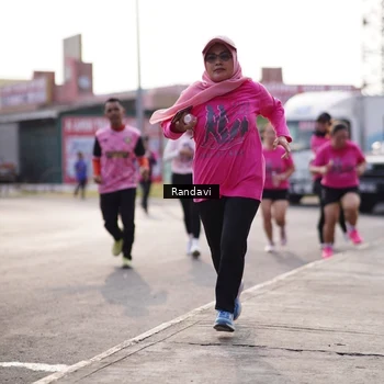 Runner Photo 8819906