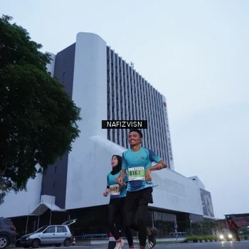 Runner Photo 8819913