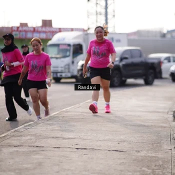 Runner Photo 8819915