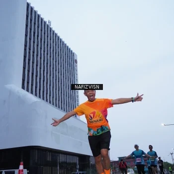 Runner Photo 8819928