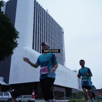 Runner Photo 8819959