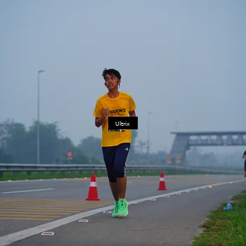 Runner Photo 8819976