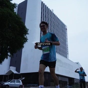 Runner Photo 8819980