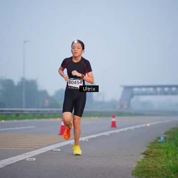 Runner Photo 8820010