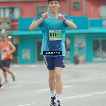 Runner Photo 8820016