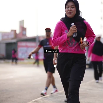 Runner Photo 8820019