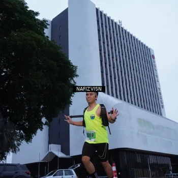 Runner Photo 8820031
