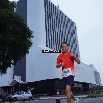 Runner Photo 8820042
