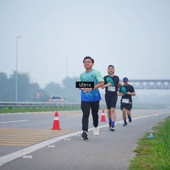 Runner Photo 8820043