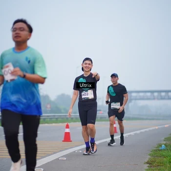 Runner Photo 8820049