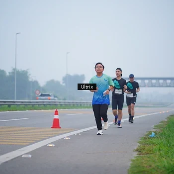 Runner Photo 8820056