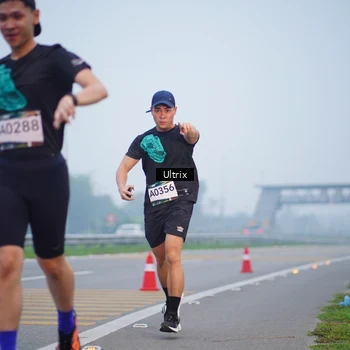 Runner Photo 8820060