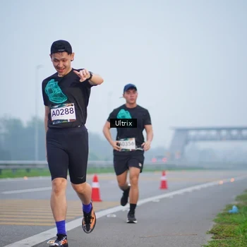 Runner Photo 8820062