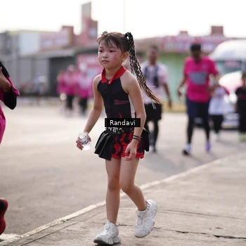 Runner Photo 8820083