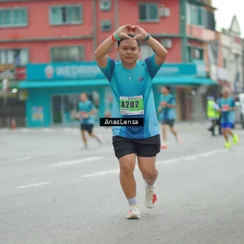 Runner Photo 8820085