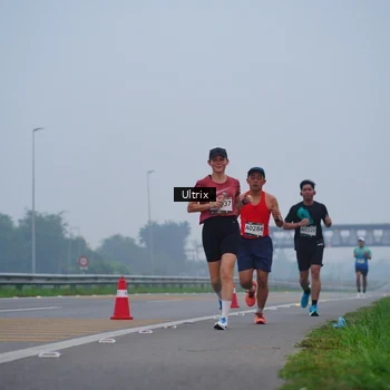 Runner Photo 8820086