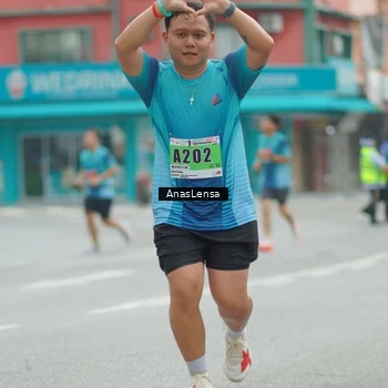 Runner Photo 8820088
