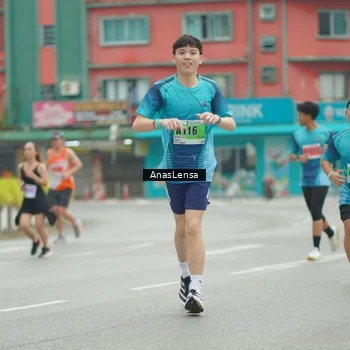 Runner Photo 8820099