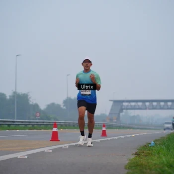 Runner Photo 8820108