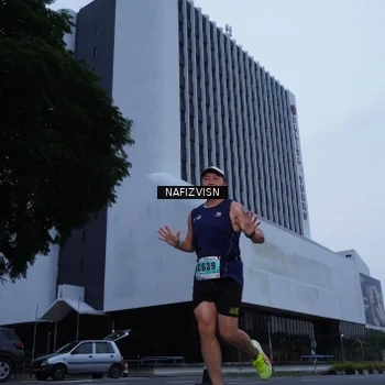 Runner Photo 8820142