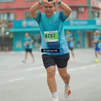 Runner Photo 8820161