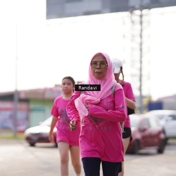 Runner Photo 8820176