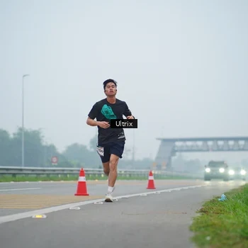 Runner Photo 8820192