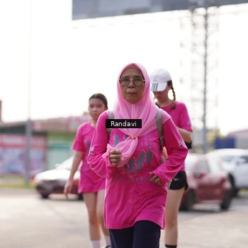 Runner Photo 8820193
