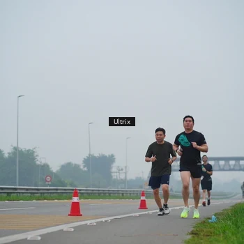 Runner Photo 8820204