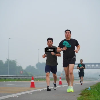 Runner Photo 8820212