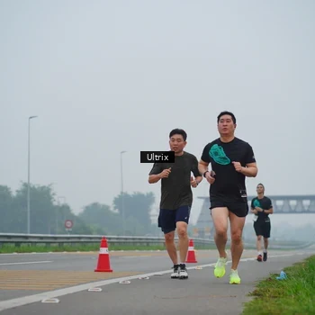 Runner Photo 8820216