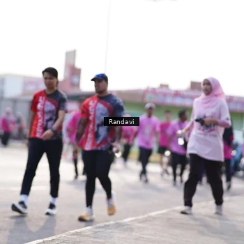 Runner Photo 8820217