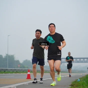 Runner Photo 8820220