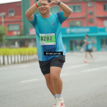 Runner Photo 8820236