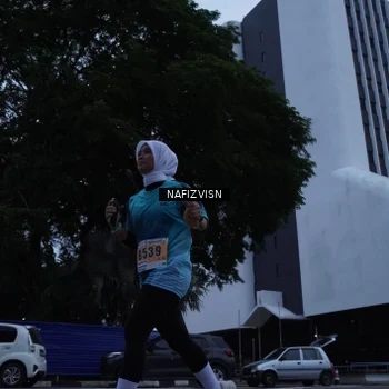 Runner Photo 8820242