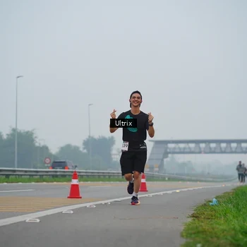 Runner Photo 8820248