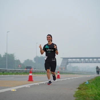 Runner Photo 8820249