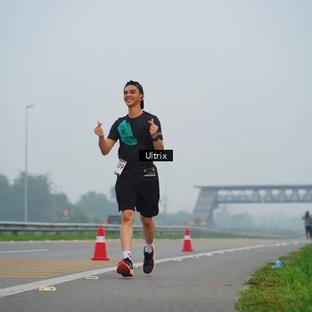 Runner Photo 8820261