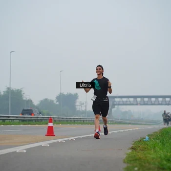 Runner Photo 8820272